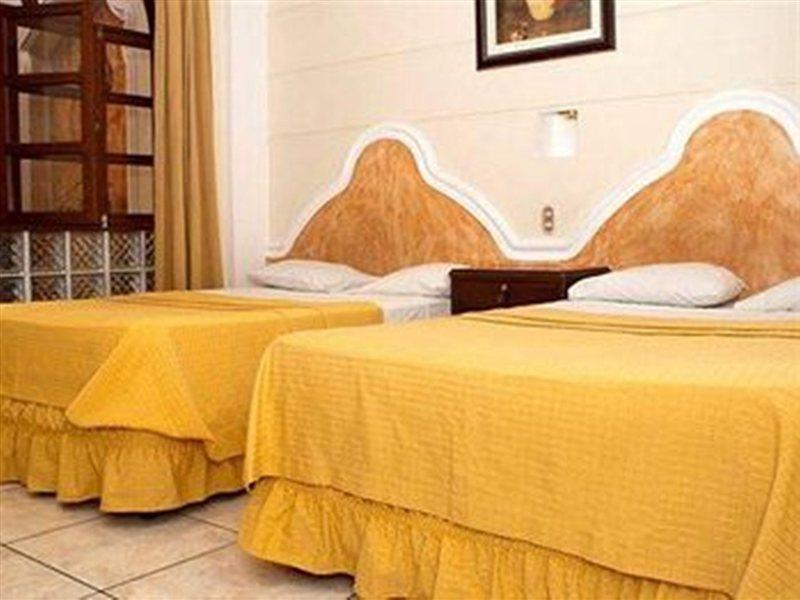 Hotel Villa Florencia Zona Rosa San Salvador Bagian luar foto